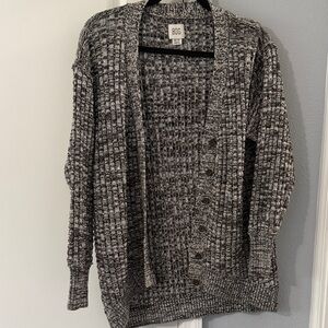 BDG women’s olive green and White Knit Cardigan